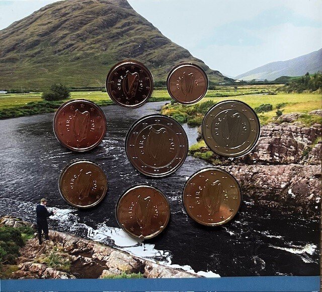 Ierland. Year Set (BU) 2011 (4 sets) (Zonder minimumprijs) #2.1