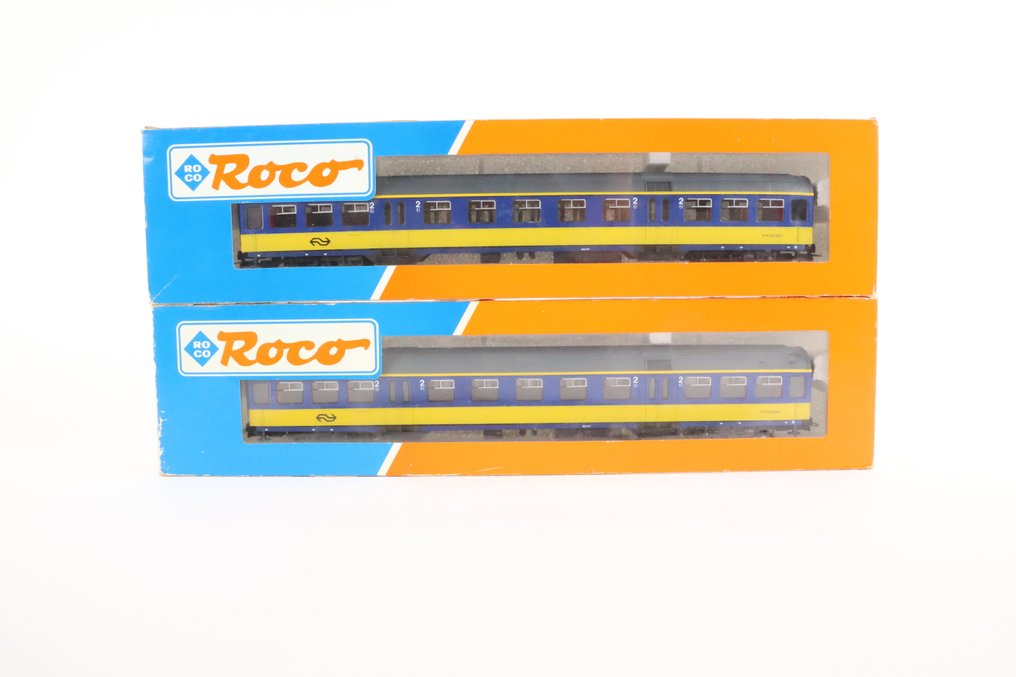 Roco H0 - 44287 - Επιβατικό τρένο μοντελισμού (2) - Σχέδιο W rijtuigen σε χρωματισμό IC. - NS #1.0