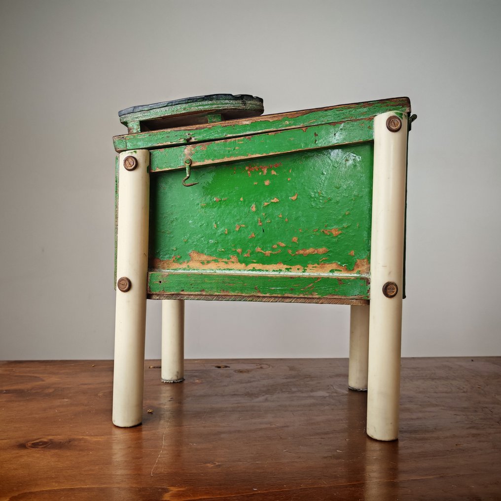 Eszköz - Fa - Cassetta Lustrascarpe #3.2