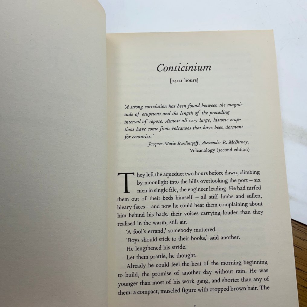 Signed; Robert Harris - Pompeii (signed UK Uncorrected Proof copy) - 2003 #4.3