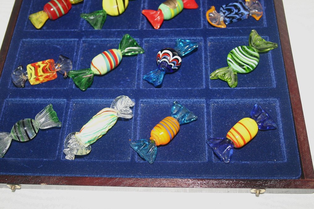 Murano - Messensteun (12) - Glas - Bonbon vorm #3.2