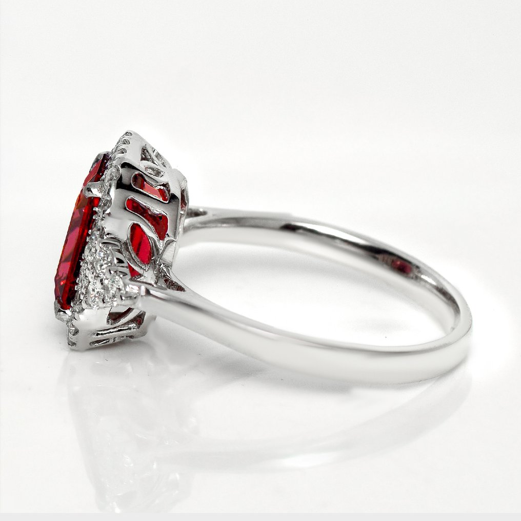 χωρίς τιμή ασφαλείας - Δαχτυλίδι αρραβώνων - 14 καράτια Λευκός χρυσός, HRD 2.75 καράτια Ροδοχίτης χωρίς θερμική επεξεργασία, έντονο κόκκινο. -  3.16ct. tw. Γρανάτης - Διαμάντι #3.2