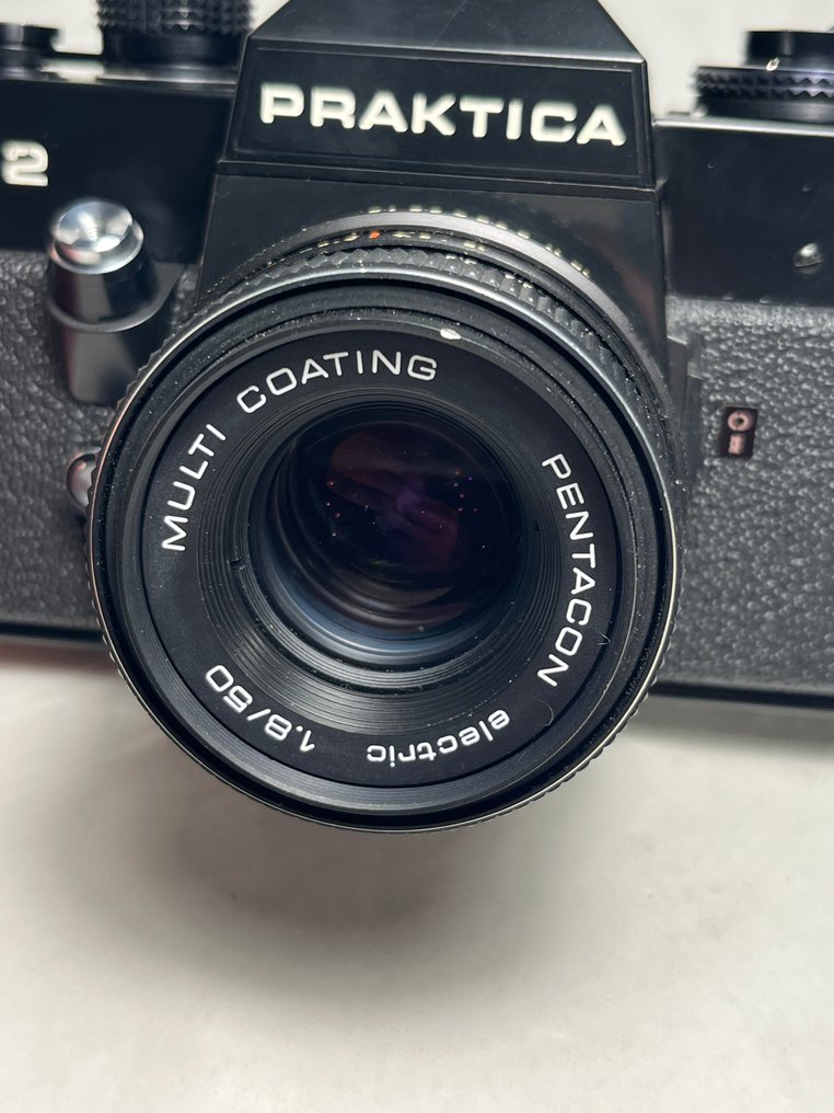 Praktica EE 2  ( 1977/79 ) + 50 mm 1.8 lens Lustrzanka jednoobiektywowa (SLR) #1.0