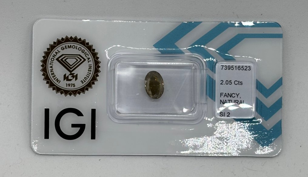 Nincs minimálár - 1 pcs Gyémánt  (Természetes színű)  - 2.05 ct - Ovális - Fancy deep Szürkés, Zöldes Sárga - SI2 - Nemzetközi Gemmológiai Intézet (IGI) #3.2