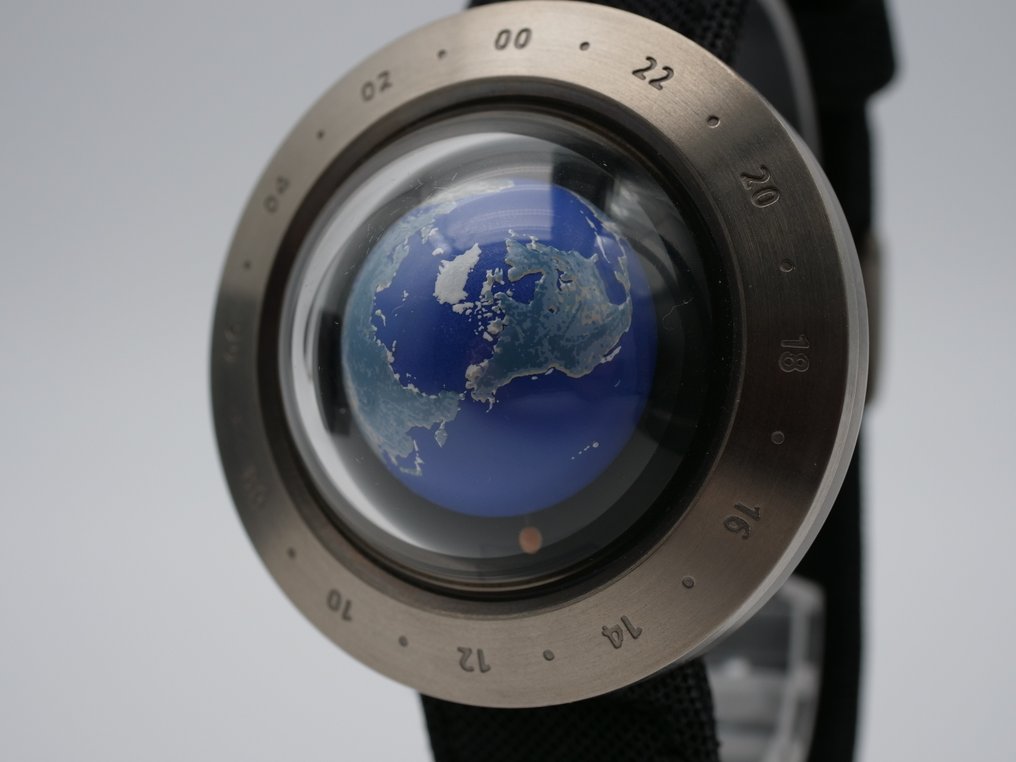 Seiko - Think The Earth World Time Concept Watch - WN-1 S/N 000096 Early Model - Men - 1970-1979  #2.1