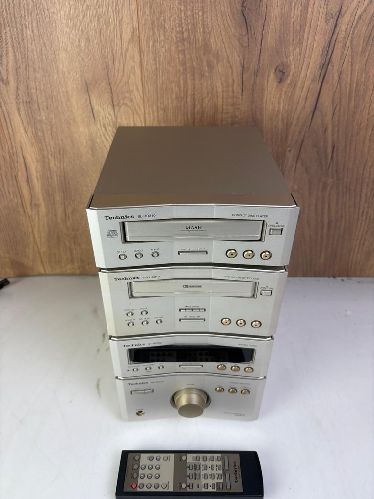 Technics - SE-HD310 Amplificatore integrato a stato solido, RS-HD310 Registratore-lettore a cassette, SL-HD310 Set stereo #1.0