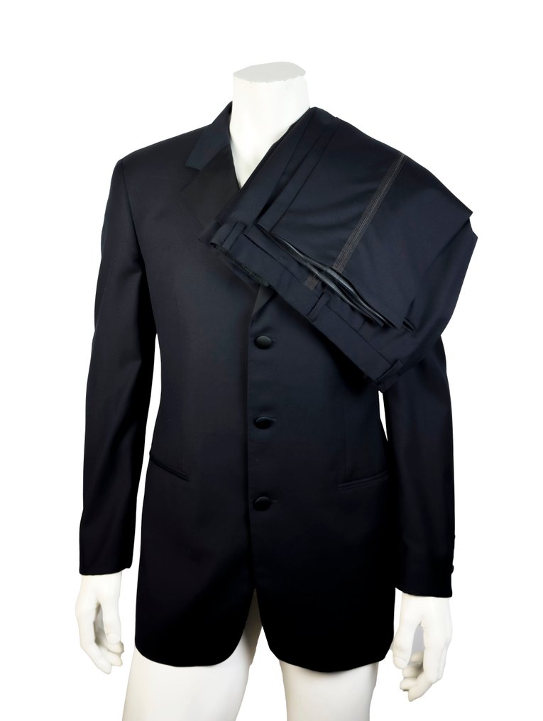 Valentino - Tuxedo #1.0