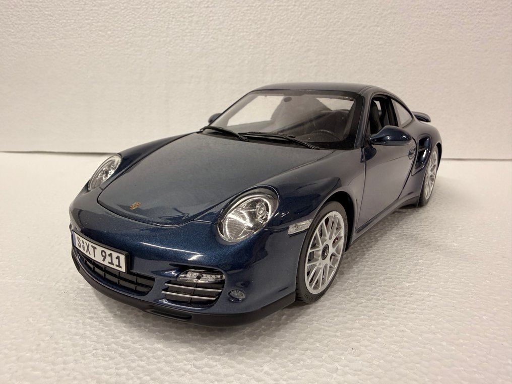 Norev 1:18 - Modelbil - Porsche 911 Turbo (997) - Forhandlerudgave WAP0210010A #1.0