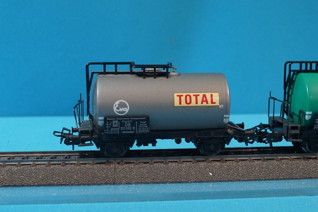 Märklin H0 - 4645 - 4750 - 4644 - 4750 - Modelltogvogn (4) - DB-sett kjelevogner - DB #2.1