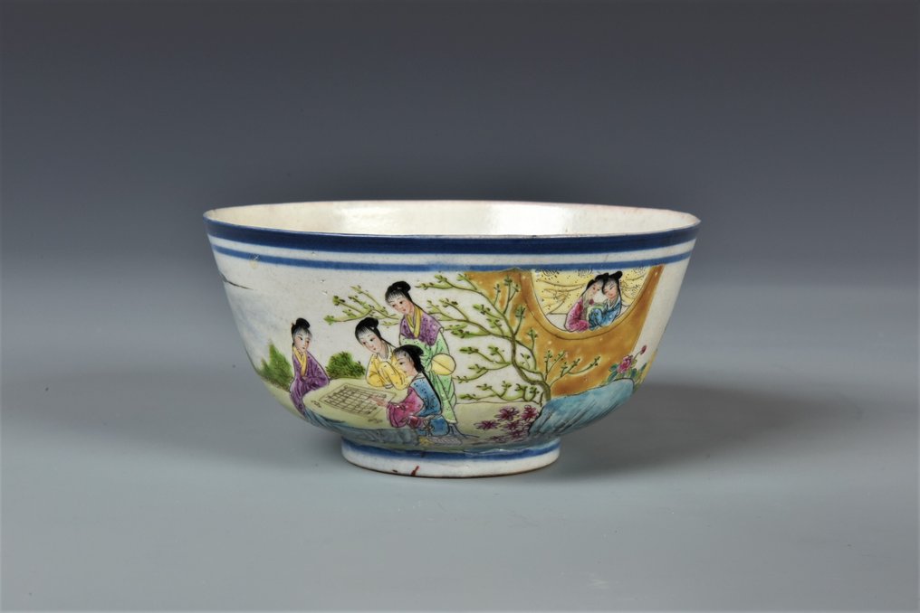 Παστέλ γυναικεία μοτίβα πιάτο (Lot.00371) - Πορσελάνη, Κεραμικό - Κίνα - 20th century #1.0