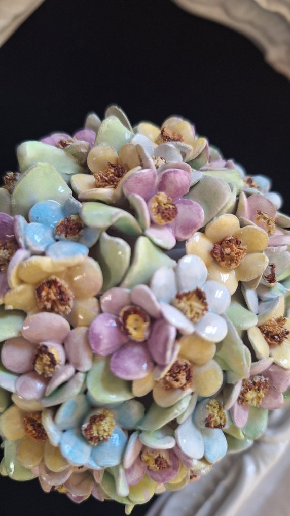 Capodimonte - Figurine - Giardiniera (5) - Porcelain #4.3