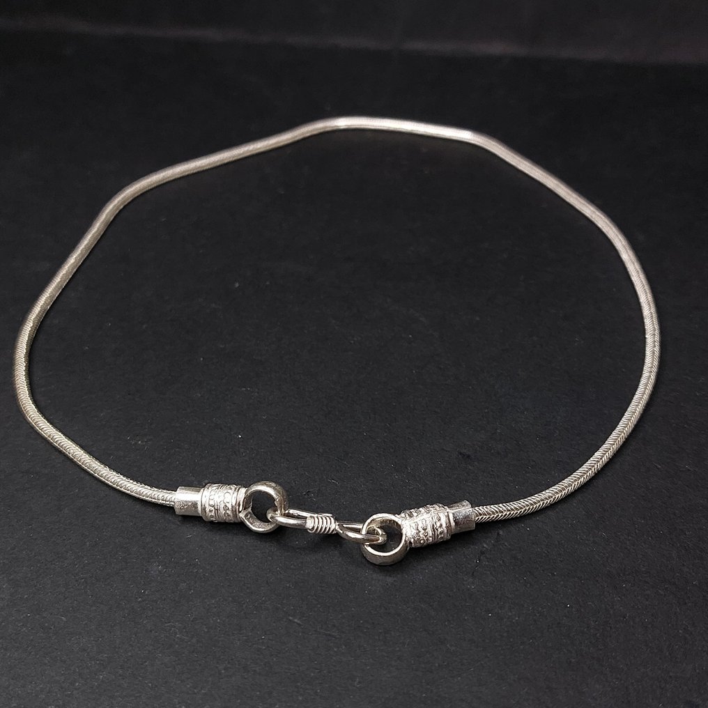 αλυσίδα με snake σχέδιο - Ασημί - Ινδία - Δεύτερο μισό του 20ού αιώνα. #4.3