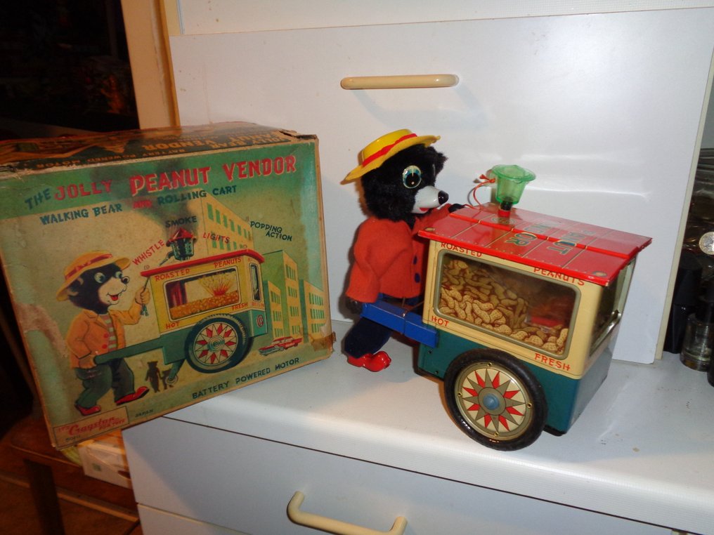 Cragstan - 快乐花生摊贩、行走的熊与滚动手推车、电池驱动玩具、包装盒装 - 上鏈錫製玩具 - 1950-1959 - 日本 #1.0