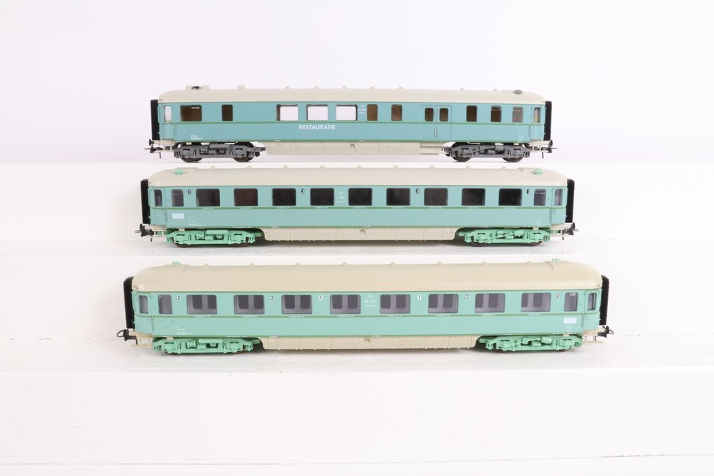 Roco H0轨 - 44283, 44288, 44290 - 模型火车客运车厢 (3) - 泰兰列车车厢计划（D计划） - NS #1.0