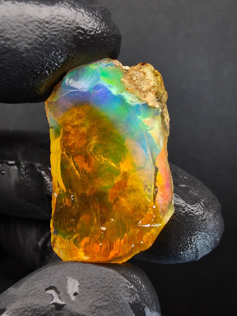 34.85ct Natural Crystal Opal Specimen Rough- 6.8 g #2.1