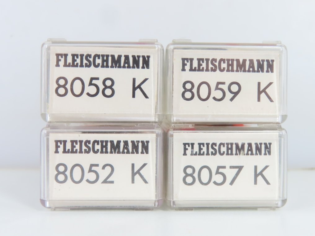 Fleischmann N - 8052K/8057K/8058K/8059K - Personvagn för modelltåg (4) - 4x 2-axlad passagerarvagn, 2:a/3:e klass och 3:e klass inklusive bagagevagn - DRG #2.1
