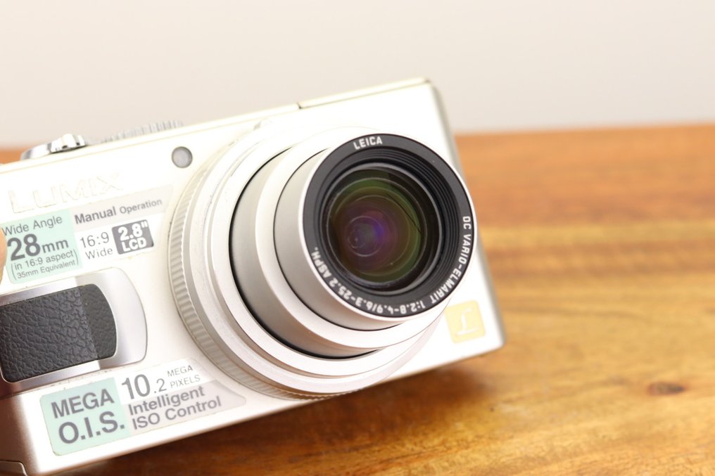Panasonic Lumix DMC-LX2 Leica D-Lux 3 equivalent Cameră digitală #4.3