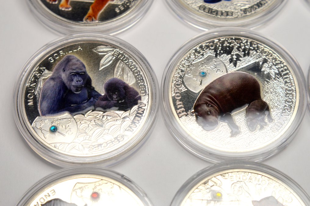 Zambia. 1000 Kwacha 2014 Endangered Animals (12 coins)  (Zonder minimumprijs) #3.2