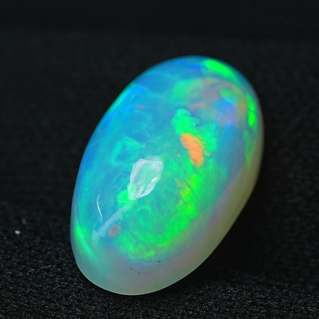 No reserve price White Opal  - 9.21 ct - International Colored Gemstone Association (ICA GemLab) - Fine Lightning Pattern #1.0