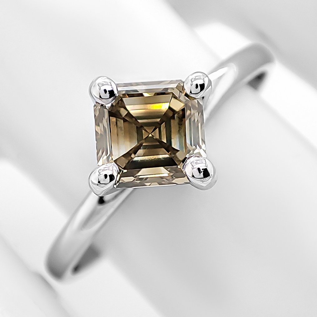 No reserve price - Ring - 14 kt. White gold -  1.00ct. tw. Diamond (Natural coloured) - IGI Certificate #2.1