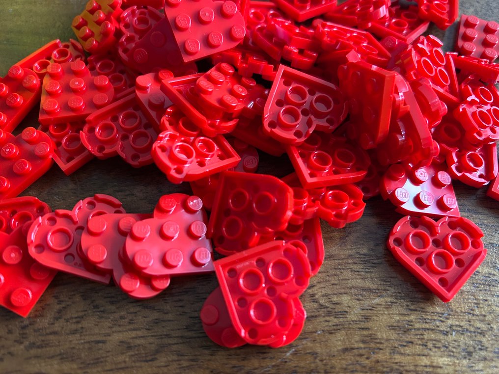 Lego Darabok - 75 Plate, Round 3 x 3 Heart. Kleur rood #2.1