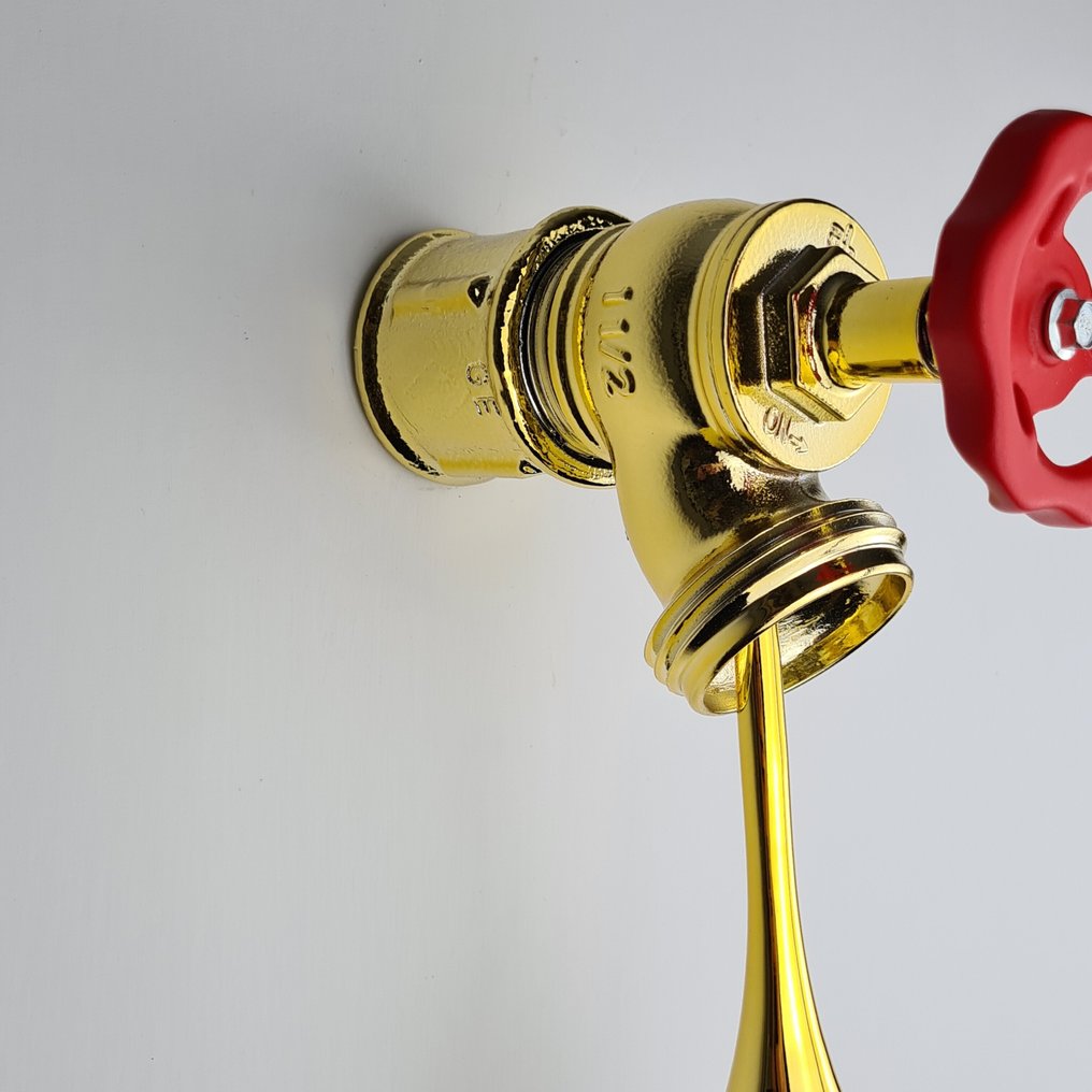 Santicri (1992) - Running out (No Reserve) #3.2