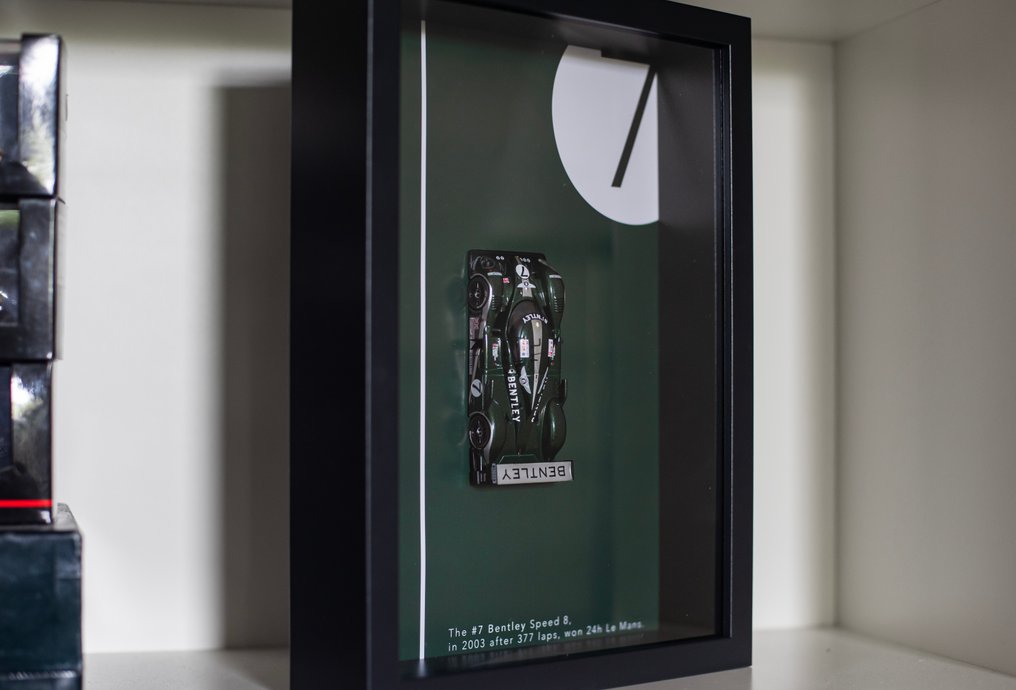 Gerahmtes Auto - Bentley - Speed 8 #1.0