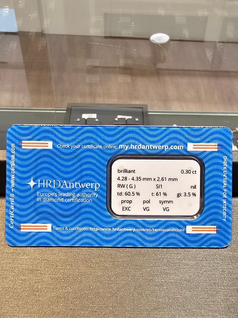 No reserve price - 1 pcs Diamond  (Natural)  - 0.30 ct - Round - G - SI1 - HRD Antwerp #1.0