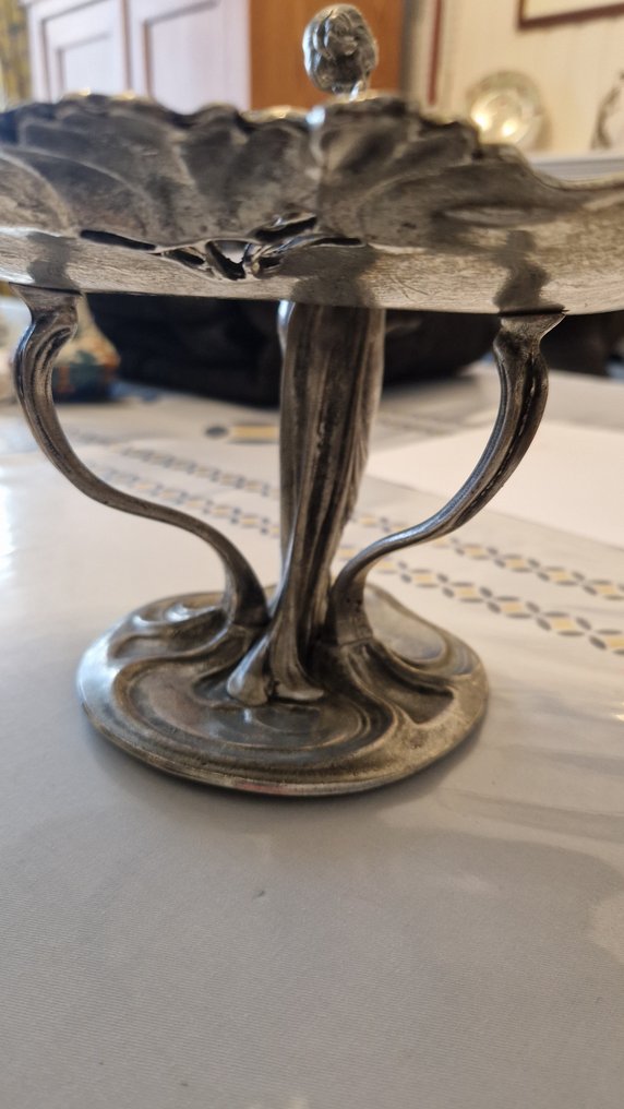 Centre de table - Étain - Nymphe à l'oiseau #2.1