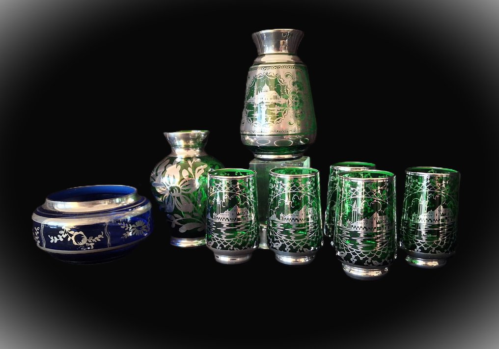 Thematische Sammlung - Eine Sammlung venezianischen Glases, verziert mit Silber. #1.0
