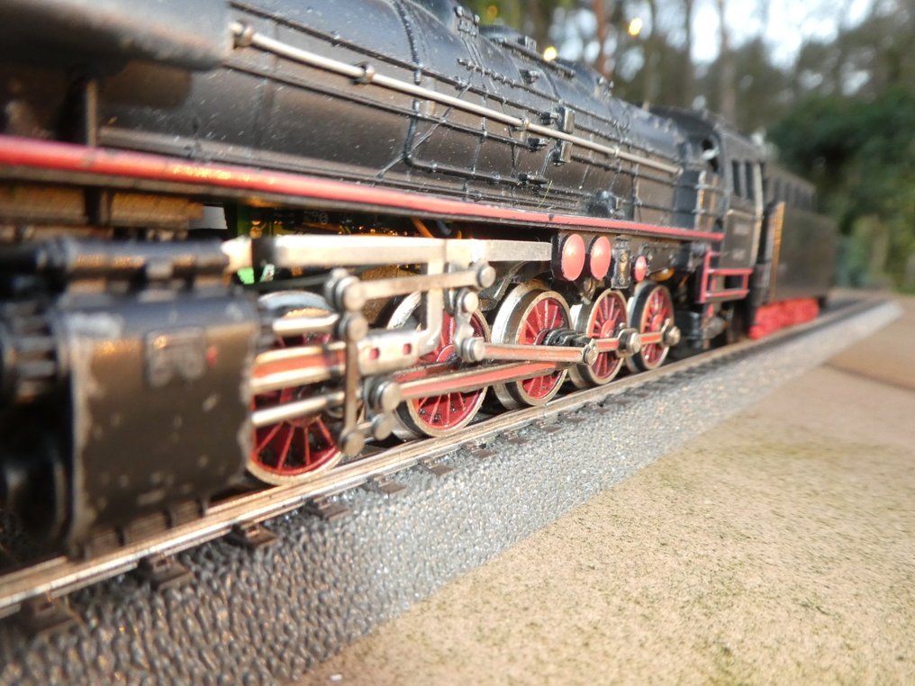 Märklin H0轨 - 3047 - 带煤水车的蒸汽机车 (1) - 重型货运蒸汽机车 BR 44，配备 Telex - DB #3.2