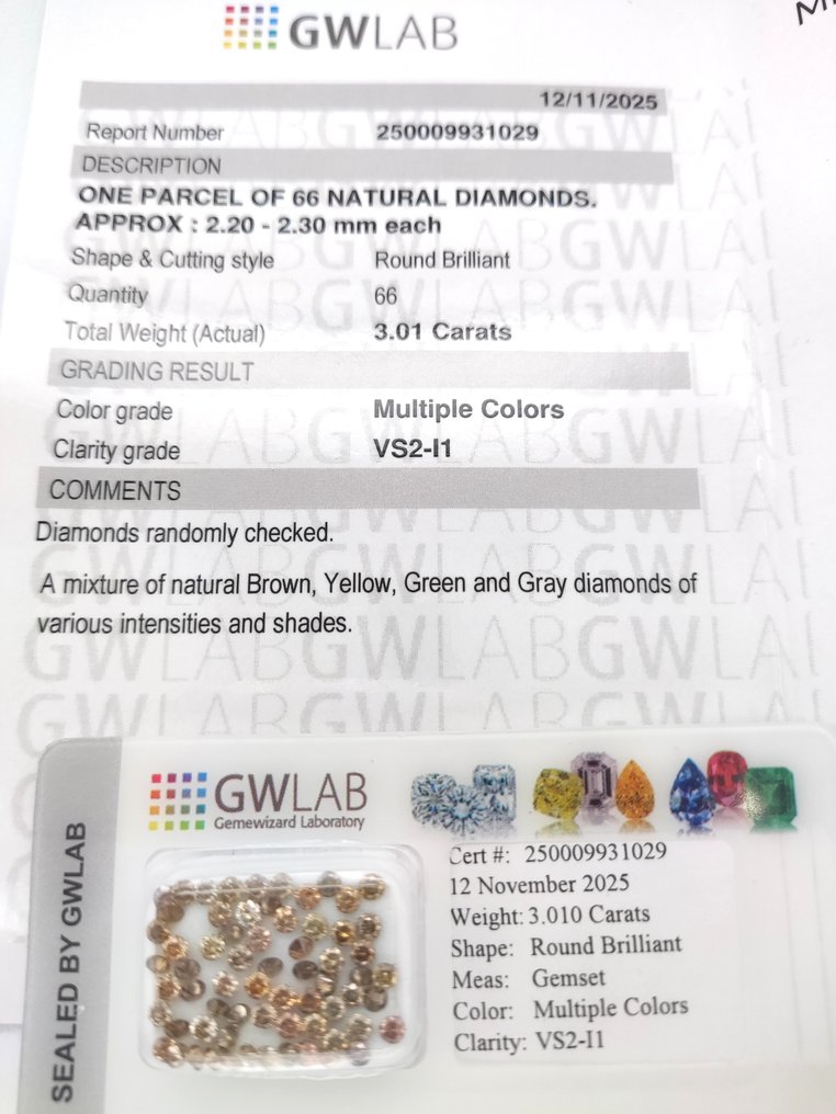没有保留价 - 66 pcs 钻石  (天然色彩的)  - 3.01 ct - 圆形 混合色彩 - I1 内含一级, VS2 轻微内含二级 - Gemewizard宝石实验室（GWLab） #1.0