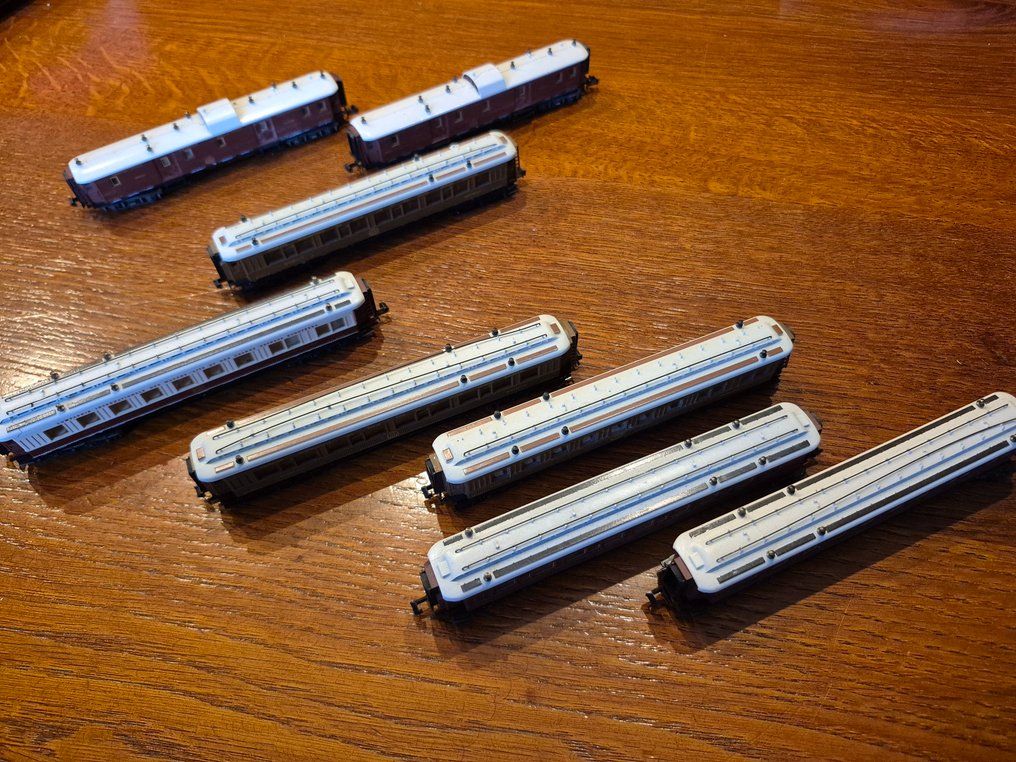 Minitrix N - Vagon machetă tren (8) - 8 vagoane de pasageri - Compagnie Internationale des Wagons-Lits #1.0