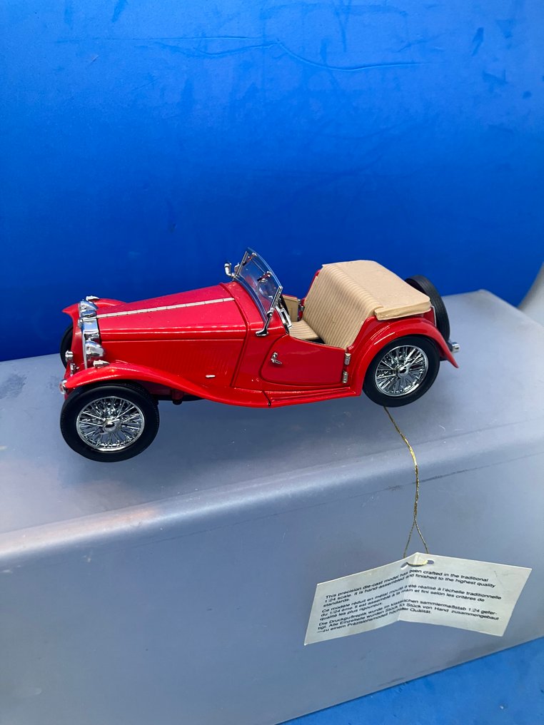 Franklin Mint 1:24 - 模型汽车 - MG TC 1948 #1.0