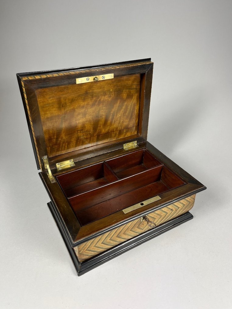 Κουτί κοσμημάτων - Ξύλο #1.0