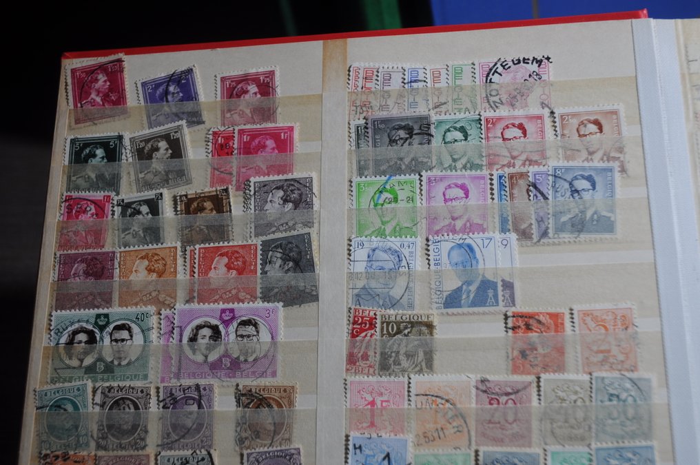 World  - Search party with, among others, various countries in stock books (186 photos). #4.3