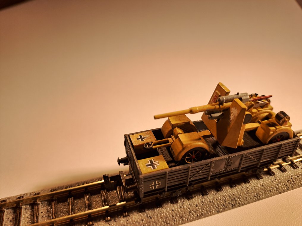 Arnold, Minitrix N - Model train wagon (2) - Material for the Afrika Korps for Field Marshal Rommel. - DRG #4.3