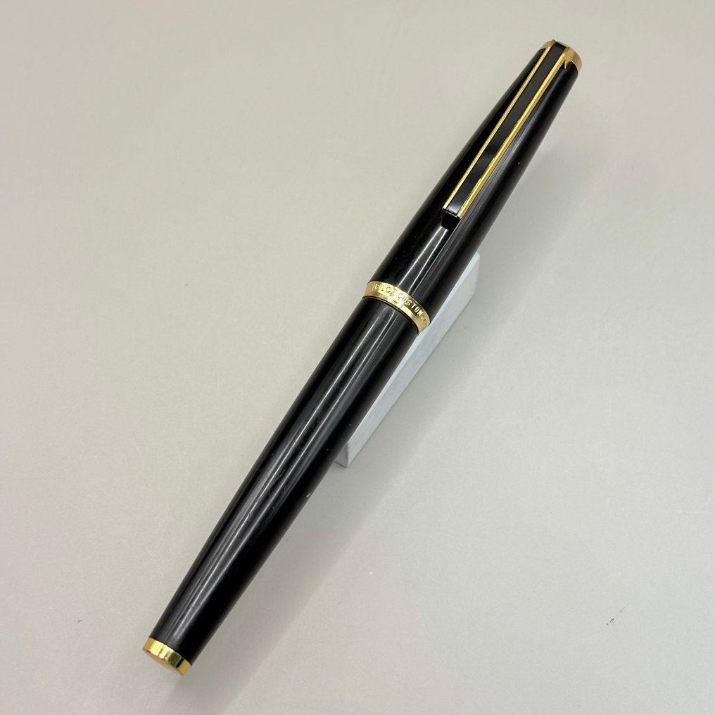 Pilot - Custom (black) - 14K gold nib (F) - Täytekynä #2.1