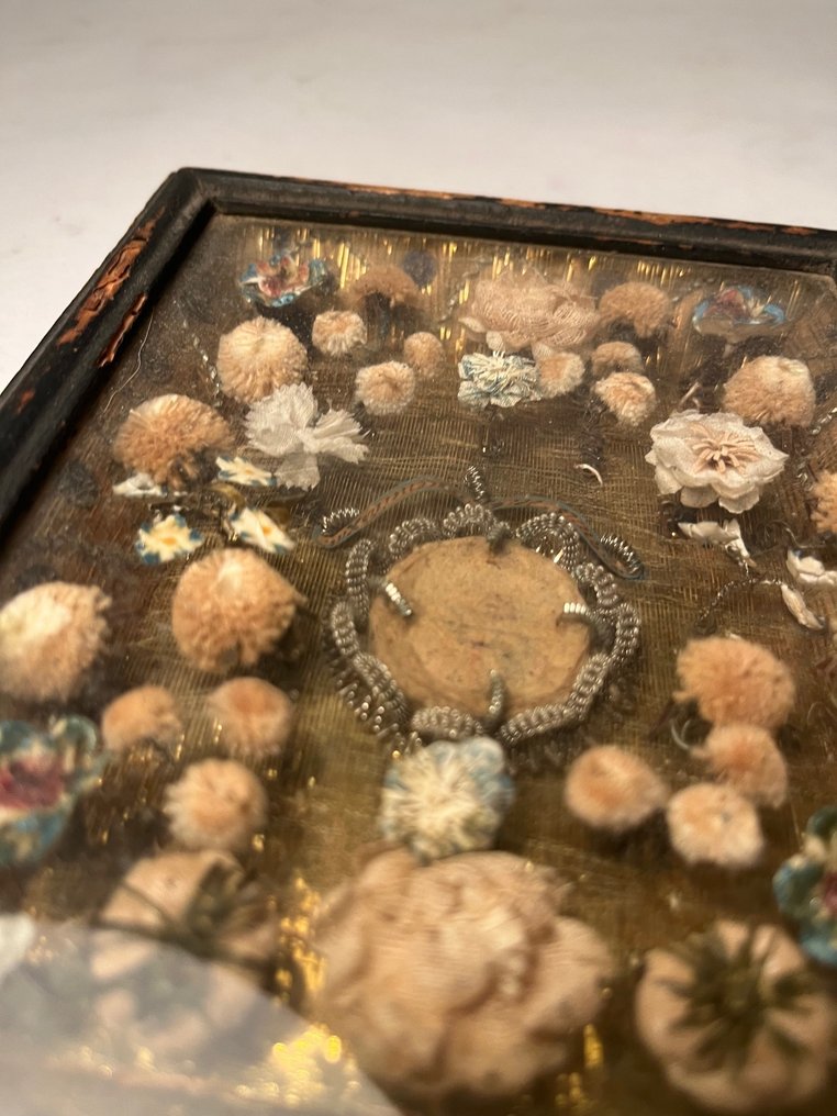 Εργασία μοναστηριού σε αρχική, ανοιχτή κατάσταση. - Αντίκες - Ξύλο, Γυαλί, Gold plated, Πορσελάνη, Textile - 1750-1800 - εργασία σε μοναστήρι #4.3