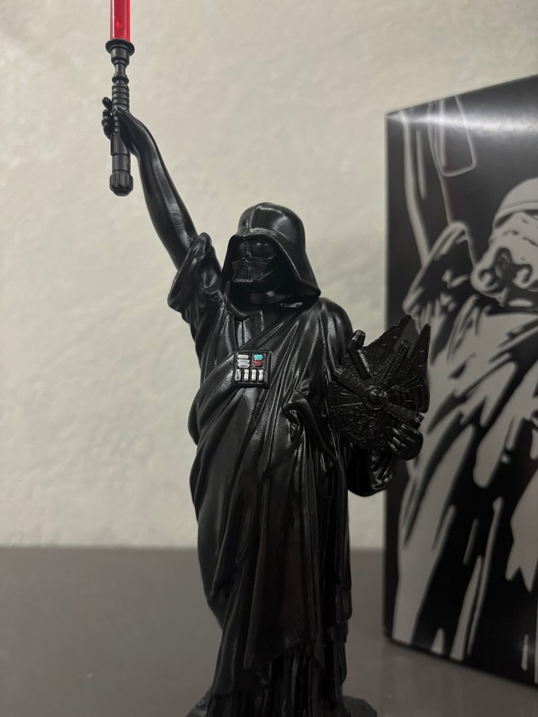 Collectibles & Co. - Rzeźba, Darth Vader Statue of Liberty - 20 cm - żywica #2.1