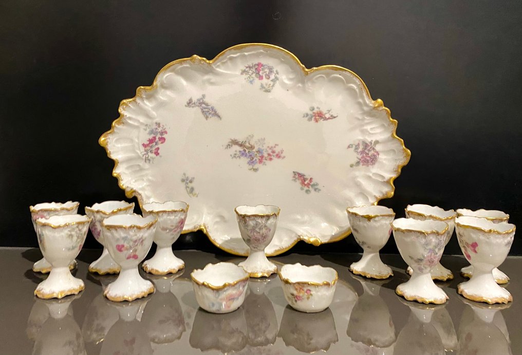 Limoges, attr.  XIX eme - Αυγουλιέρα - Μαλακή πορσελάνη #1.0