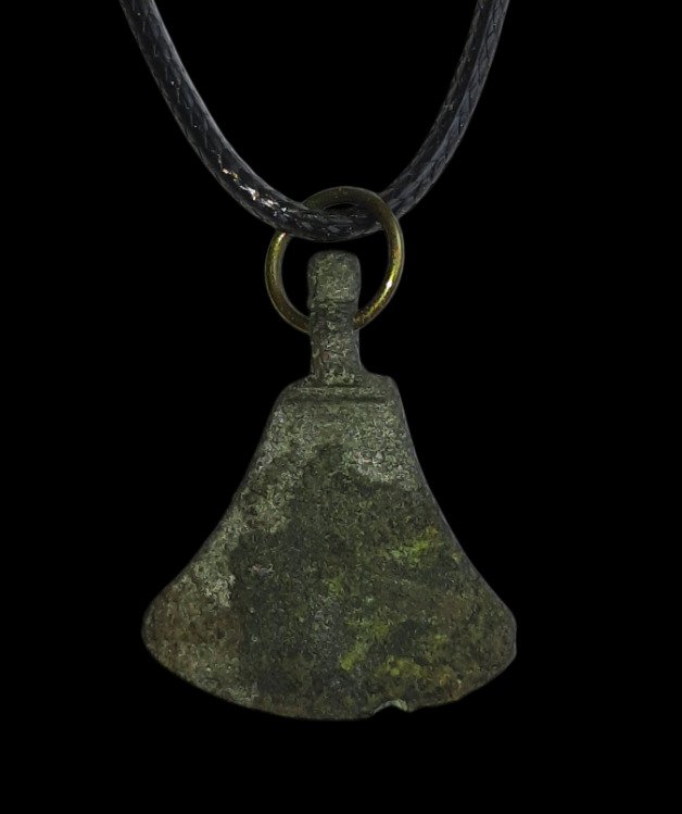 Viking Era Bronze amulet in the shape of a Viking Age axe.Excellent condition. (No reserve price) #2.1