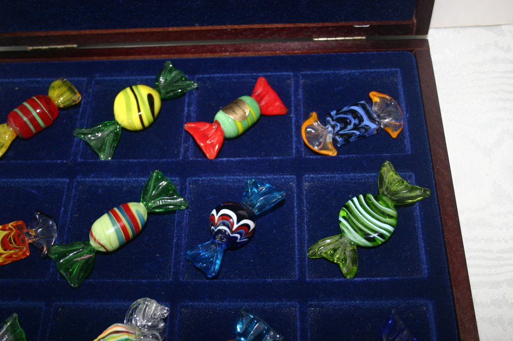 Murano - Messensteun (12) - Glas - Bonbon vorm #2.1