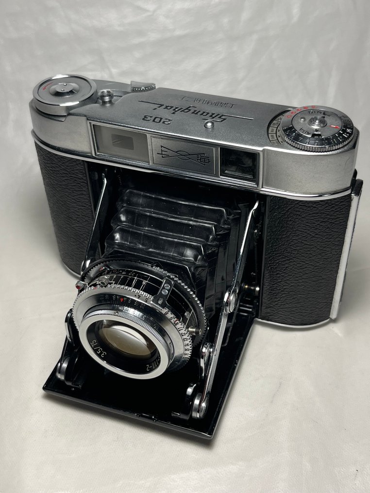 Shanghai Model 203 , 6x6 folding camera Analoginen paljekamera #1.0
