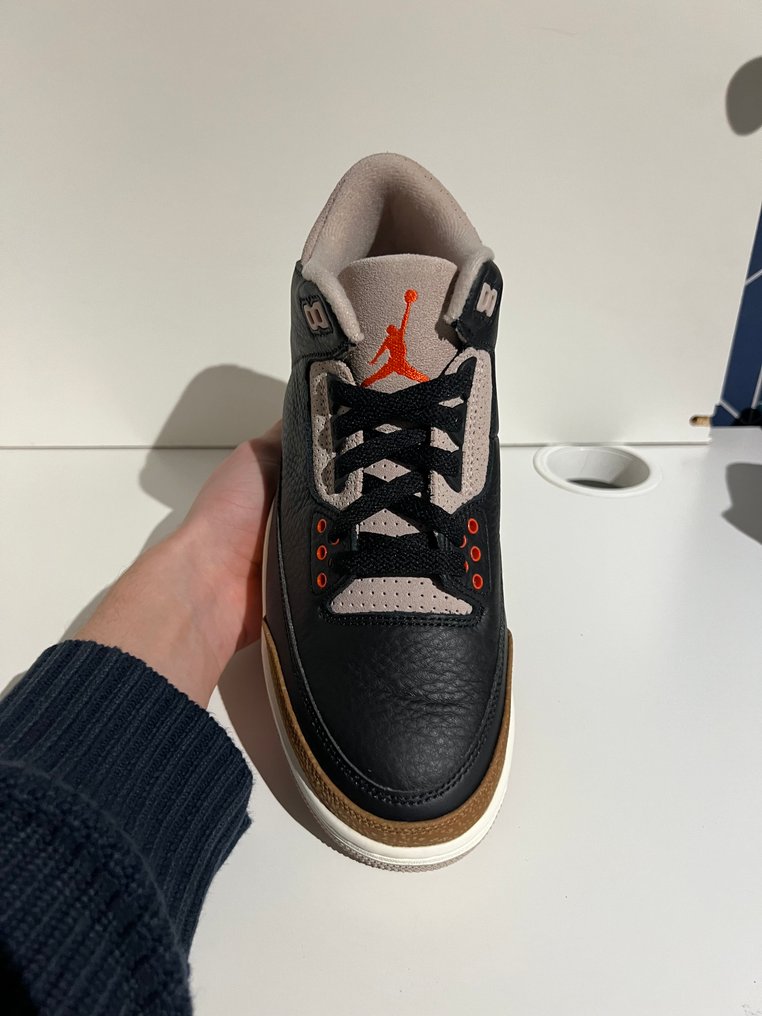 Nike - Air Jordan 3 Retro - 运动鞋 - 尺寸: EU 42 - 带标签的新品 #2.1