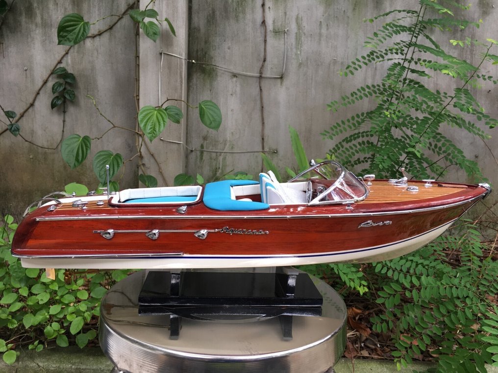 Riva Aquarama 53 cm modelisme bois maquette 1:14 - Half hull ship model #1.0