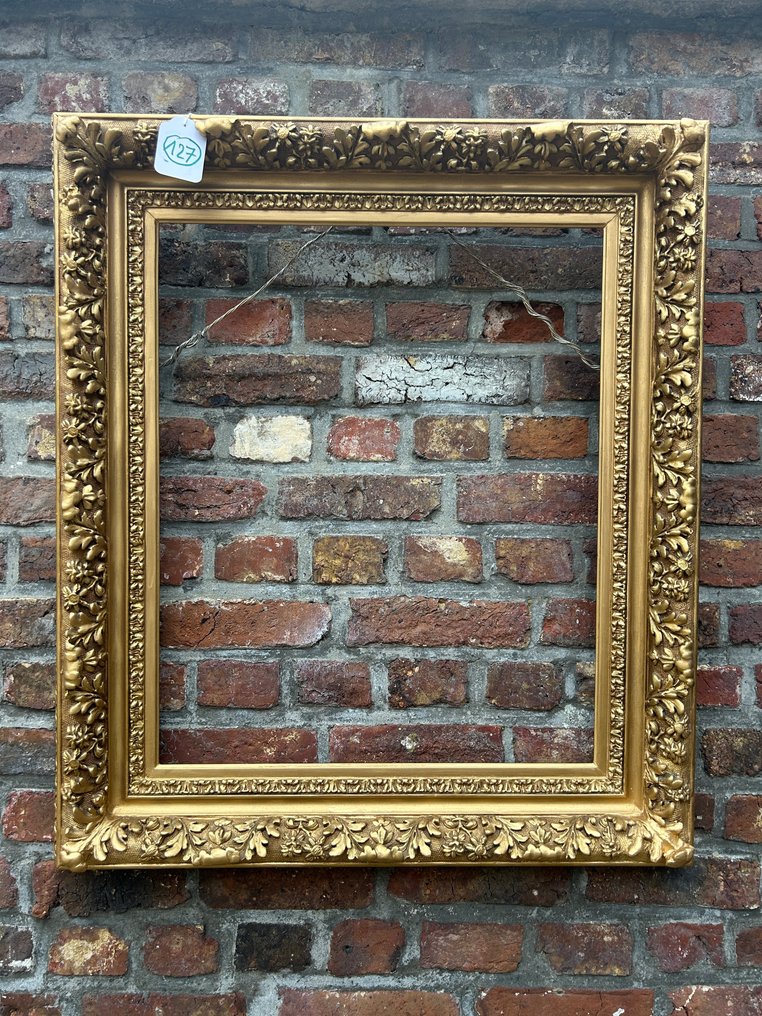 Frame  - 127. Antique heavy gold-plated picture frame. Suitable for a painting of 65x55cm. #1.0