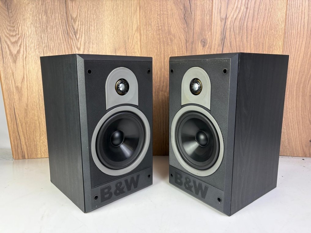Bower & Wilkins - DM600 - Matching Pair Speaker set #1.0