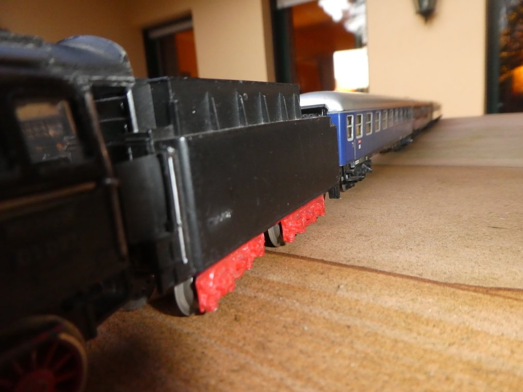 Märklin H0 - 3048/4024/4026/4027/4052 - Train set (5) - D-train, express train steam locomotive BR 01 with 4 D-train cars, with smoke generator - DB #4.3