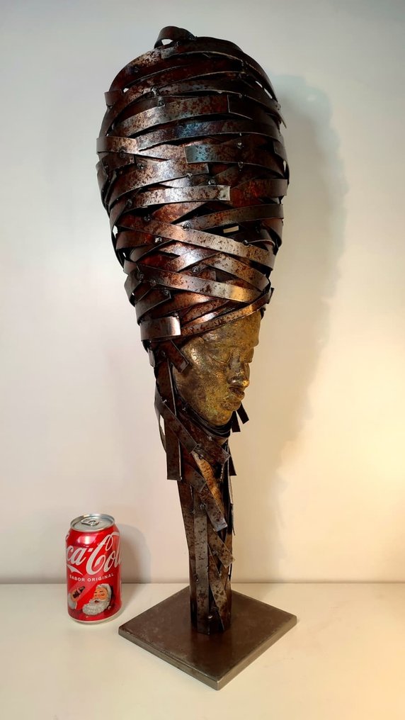 M.R. Arroyo - El misterio de otro continente. Large #1.0